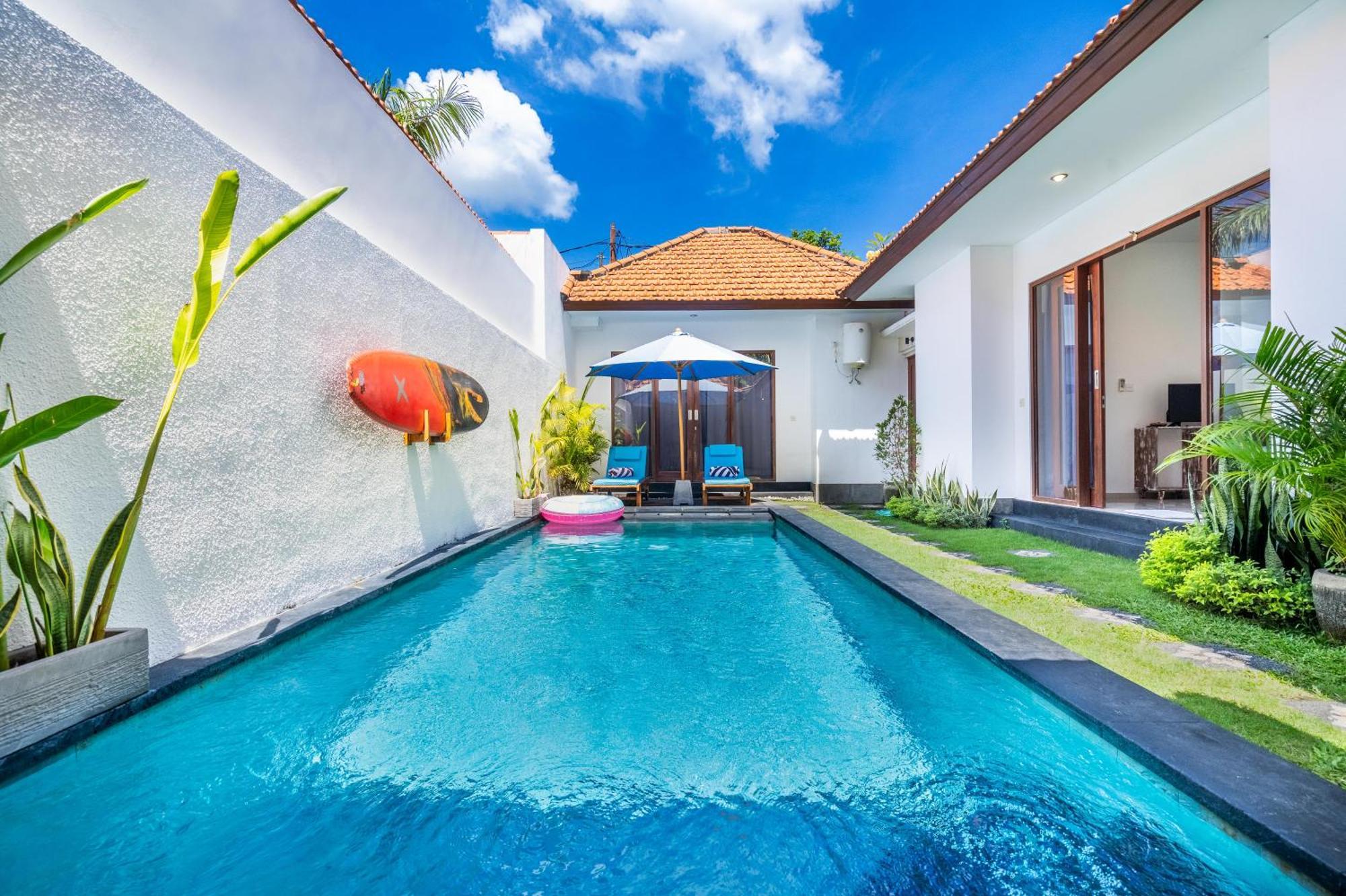 4-Bedroom Pool Villa Near Seminyak Center Kültér fotó