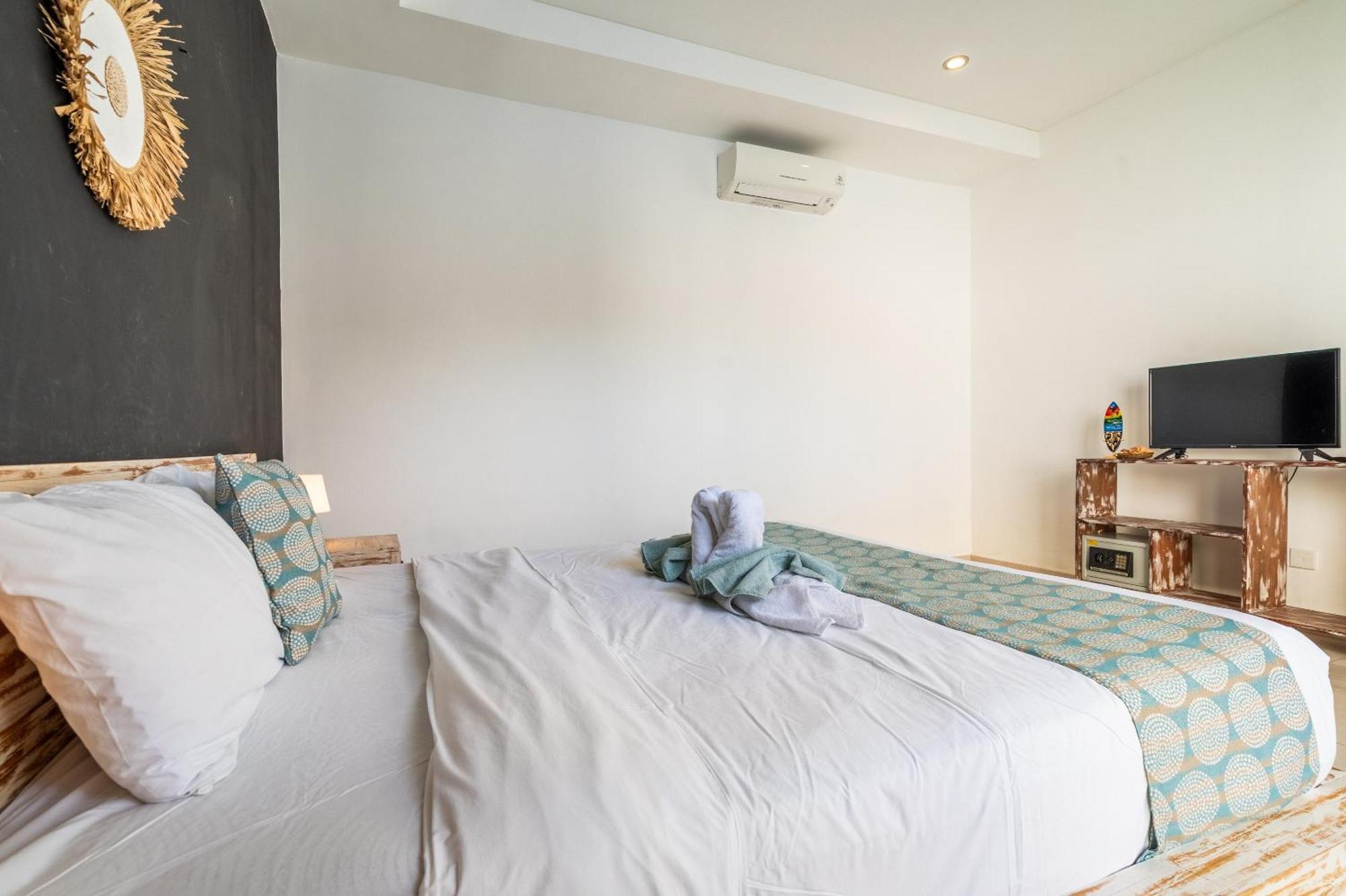 4-Bedroom Pool Villa Near Seminyak Center Kültér fotó