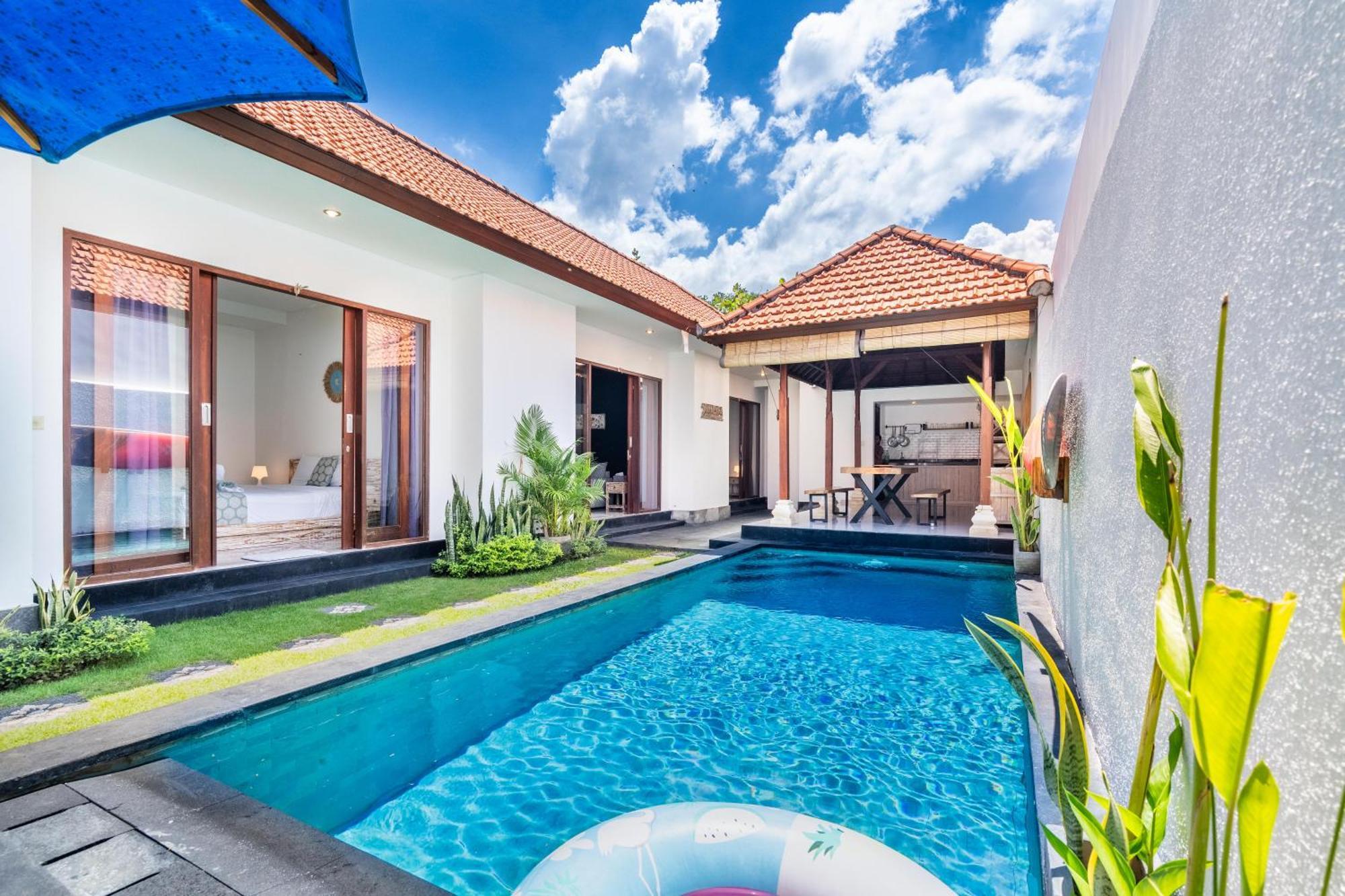 4-Bedroom Pool Villa Near Seminyak Center Kültér fotó