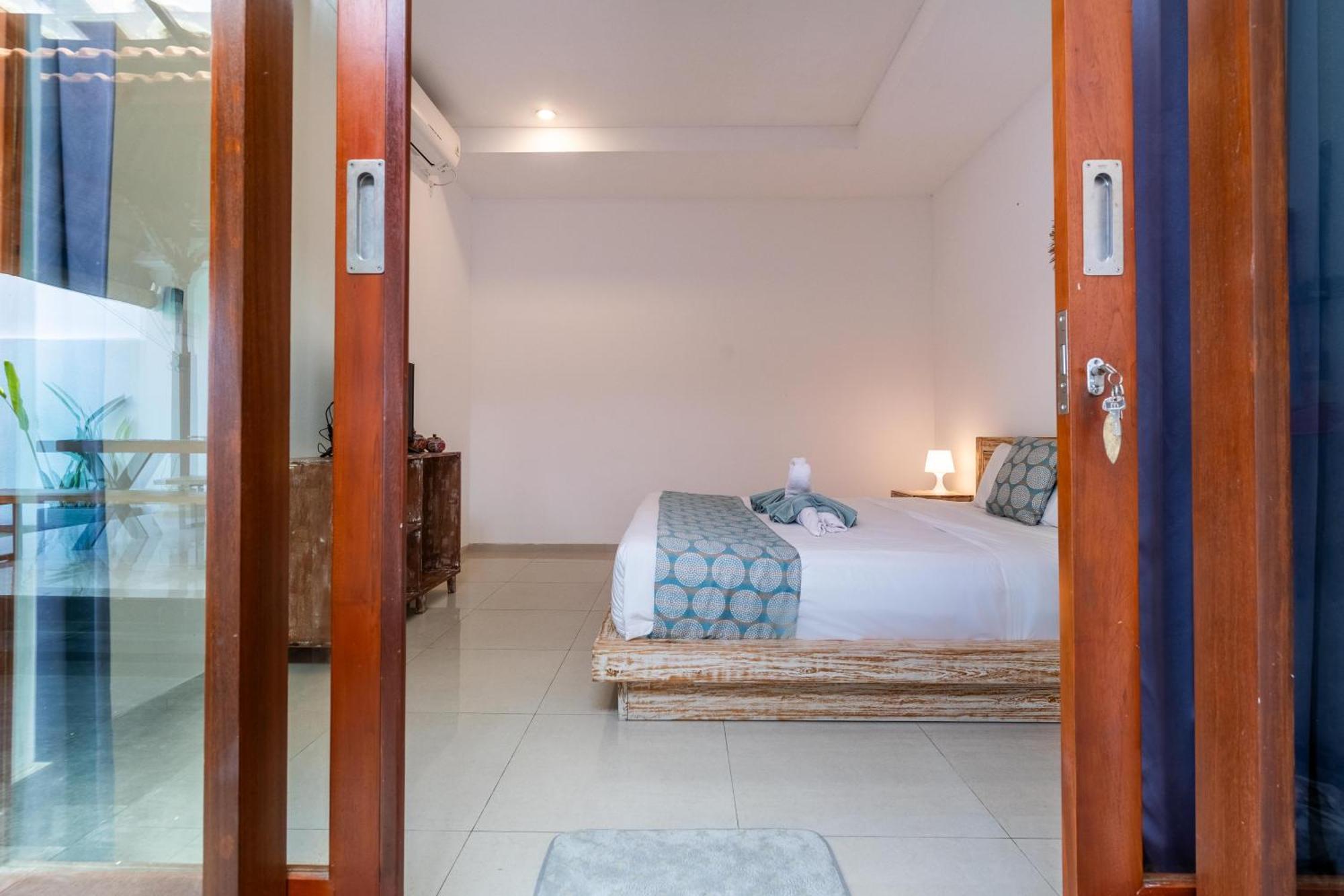 4-Bedroom Pool Villa Near Seminyak Center Kültér fotó