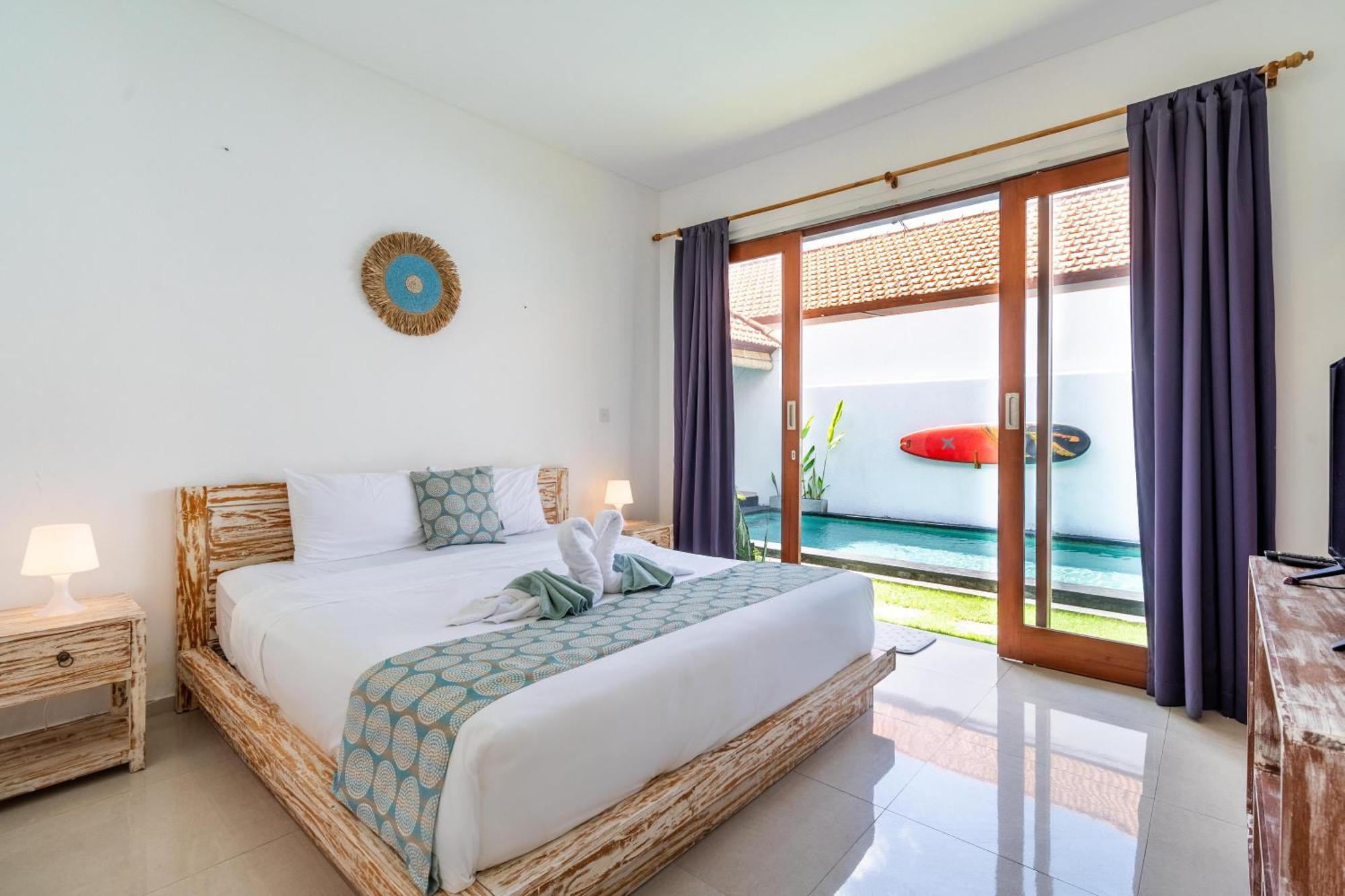 4-Bedroom Pool Villa Near Seminyak Center Kültér fotó
