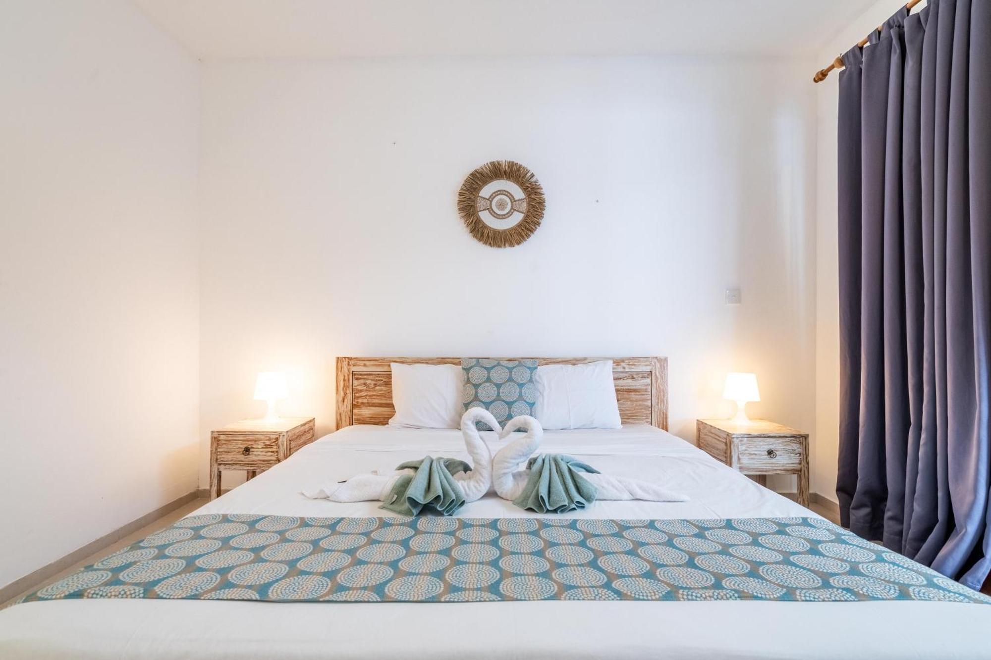 4-Bedroom Pool Villa Near Seminyak Center Kültér fotó