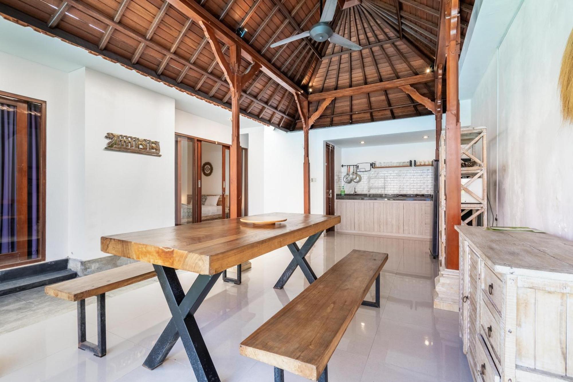 4-Bedroom Pool Villa Near Seminyak Center Kültér fotó