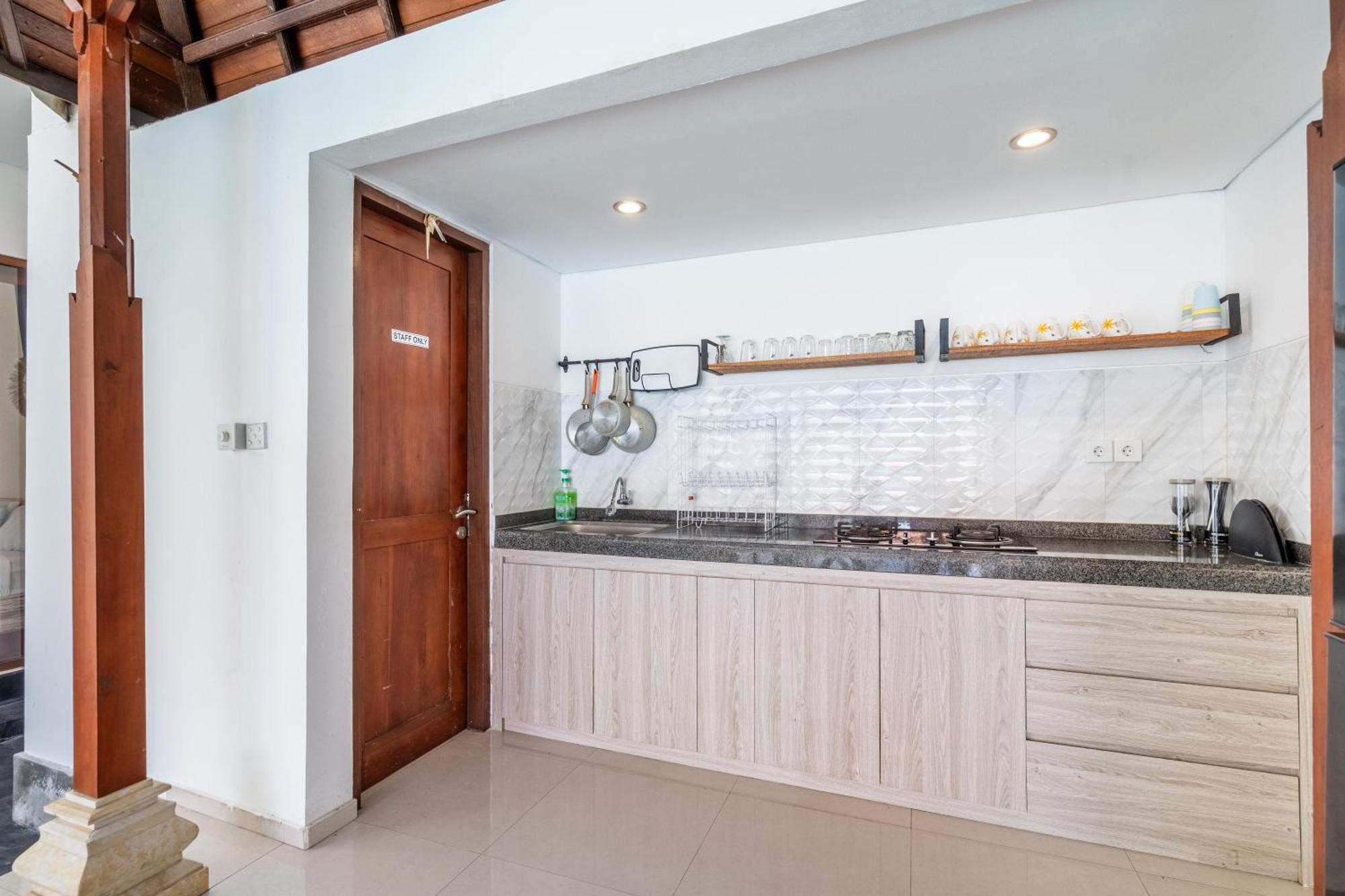 4-Bedroom Pool Villa Near Seminyak Center Kültér fotó